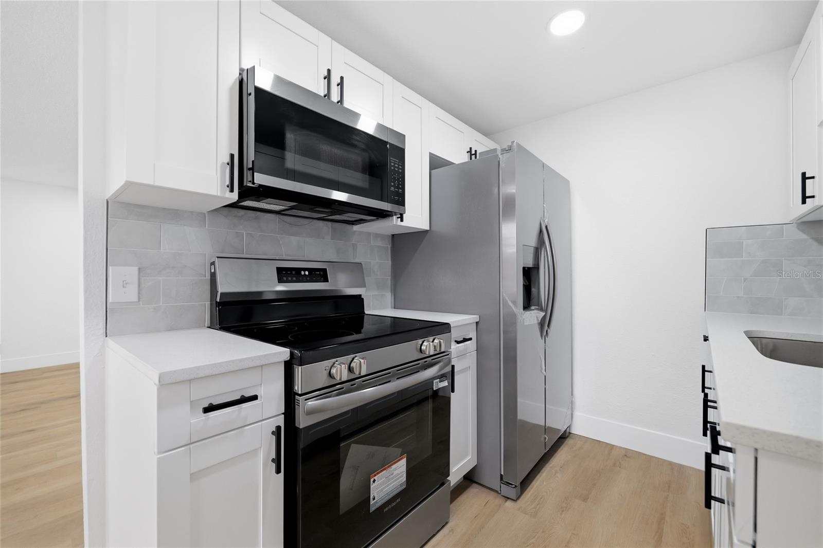 3412 E HENRY AVE — photo 7