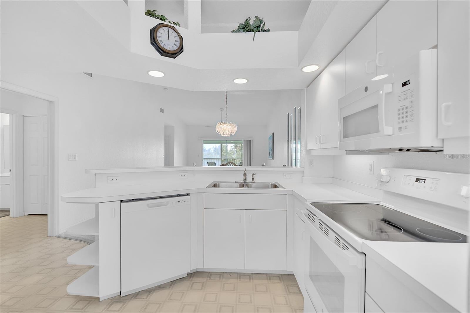 5725 GREENWOOD AVE #4201 — photo 6