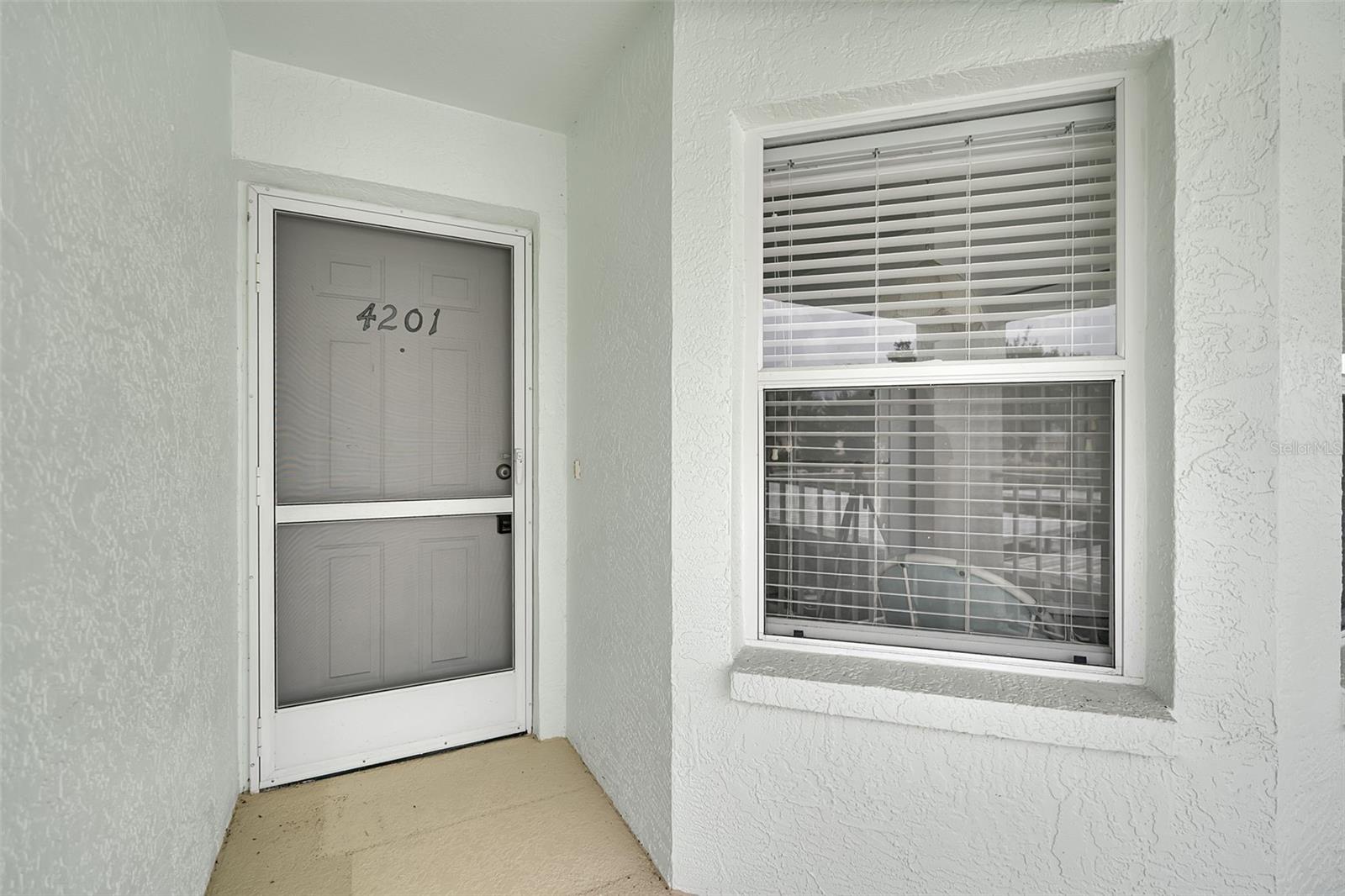 5725 GREENWOOD AVE #4201 — photo 2
