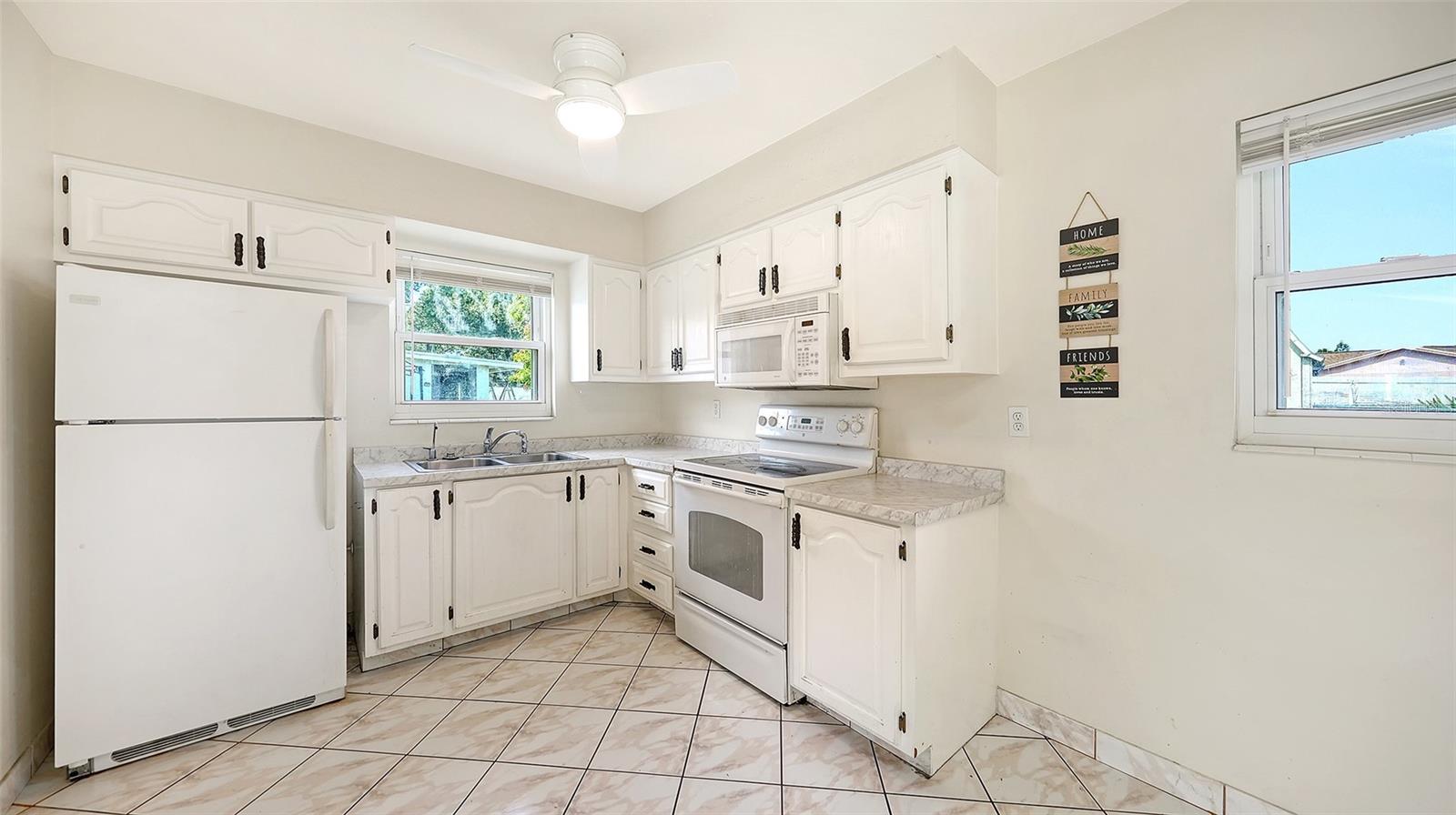 3307 NEWTOWN BLVD — photo 11