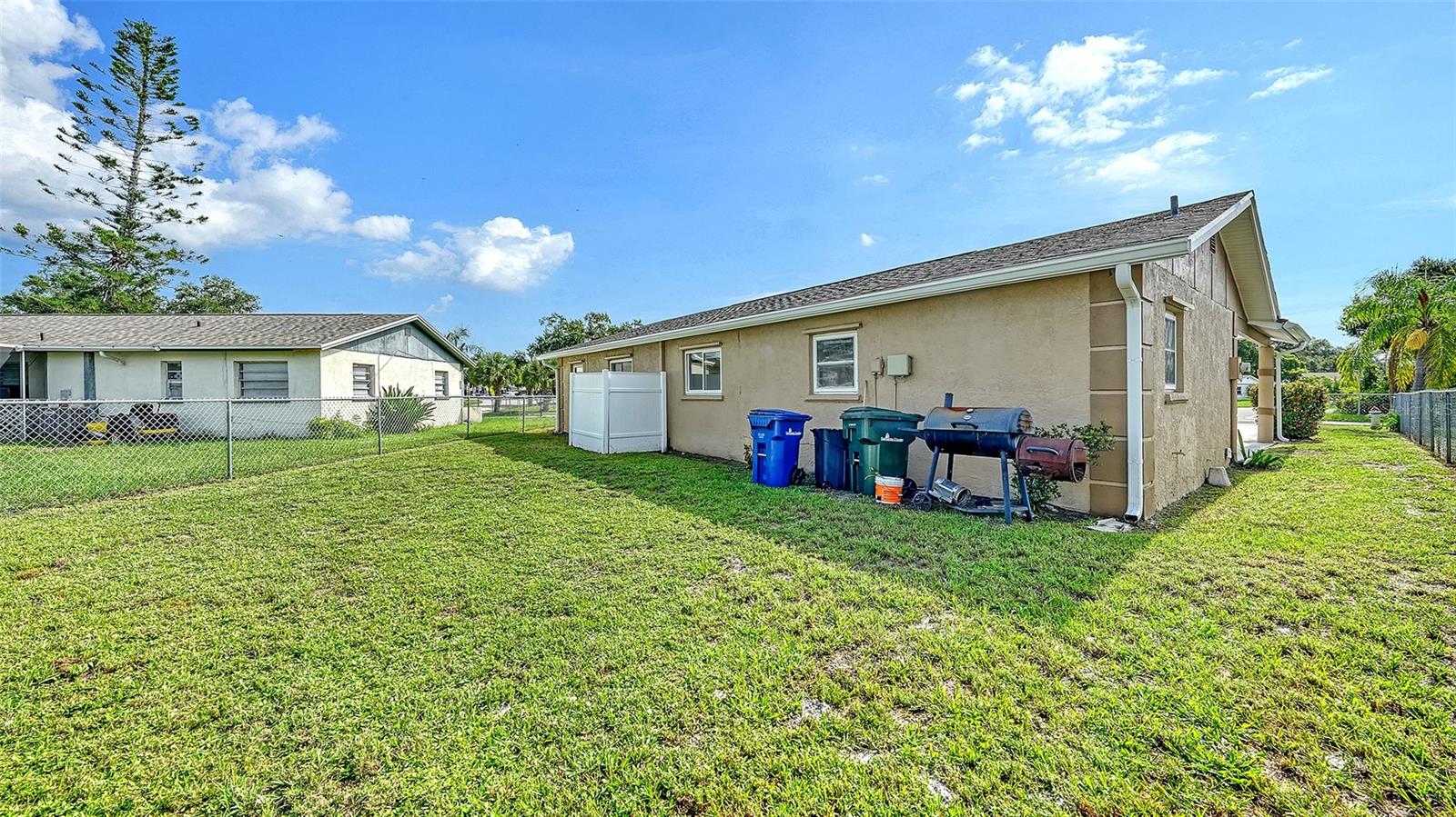 3307 NEWTOWN BLVD — photo 47
