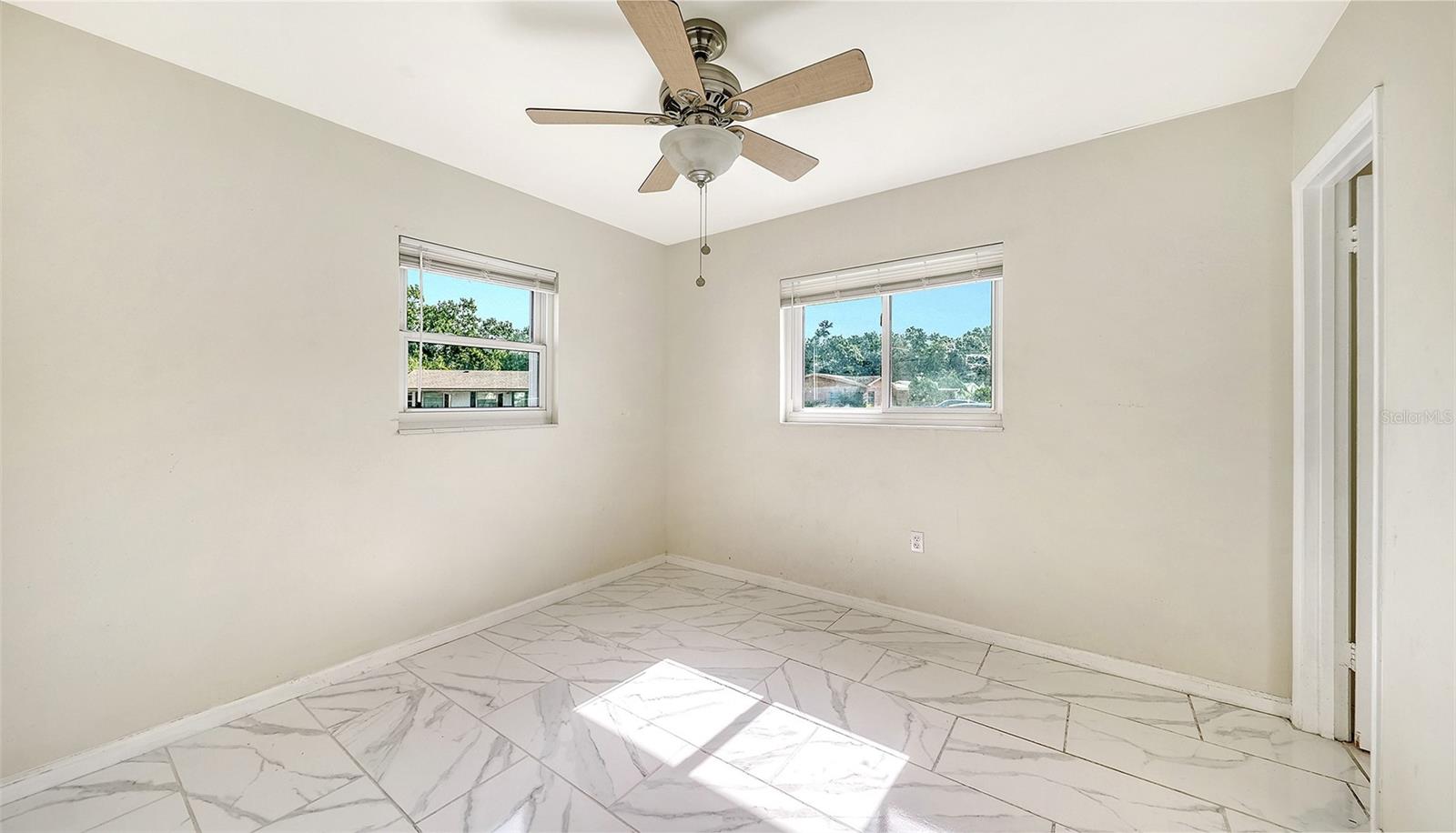 3307 NEWTOWN BLVD — photo 29