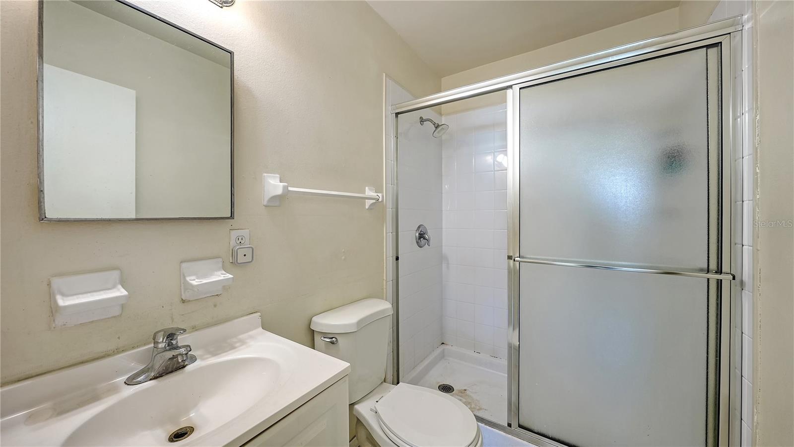 3307 NEWTOWN BLVD — photo 39