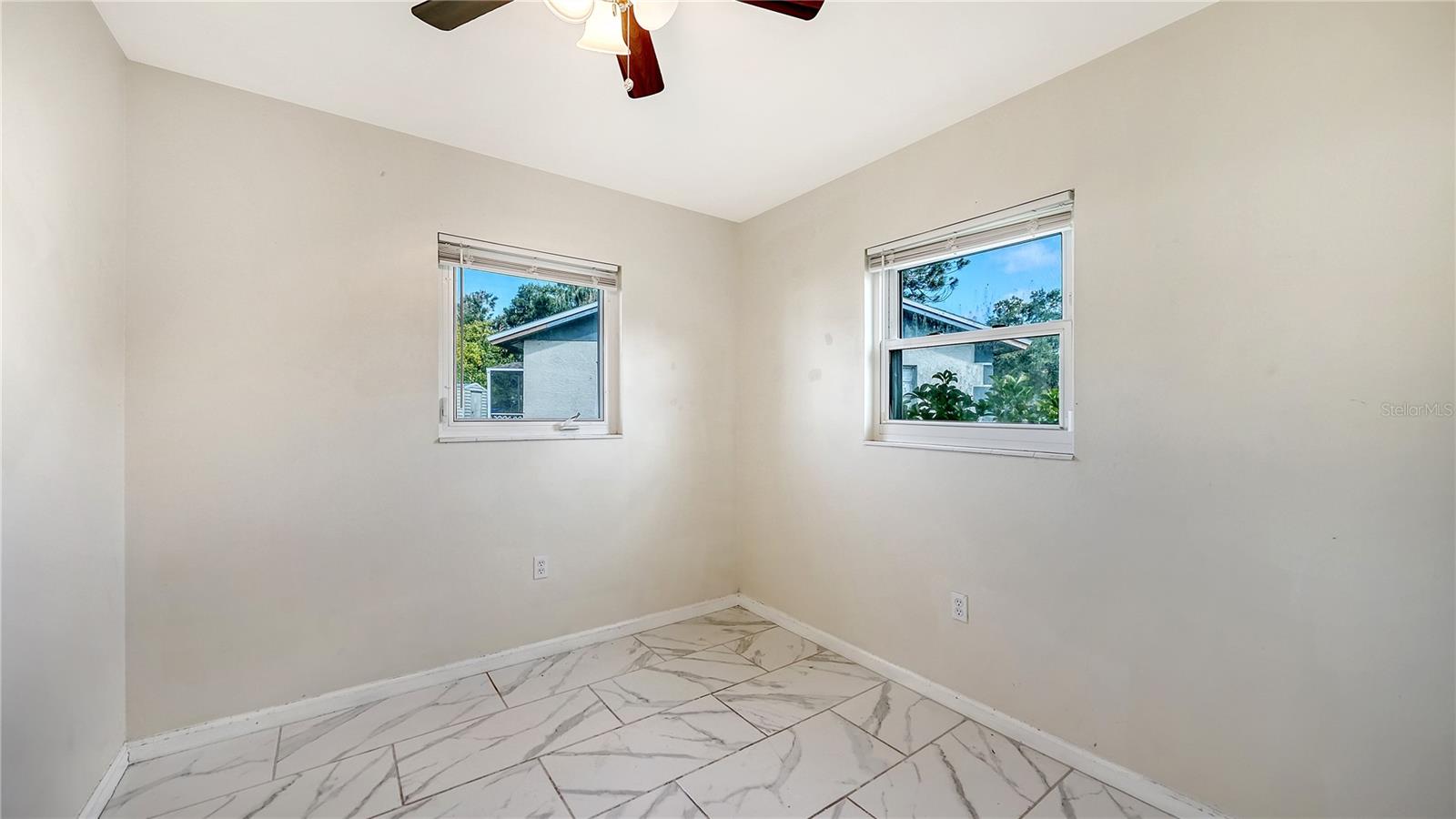 3307 NEWTOWN BLVD — photo 38