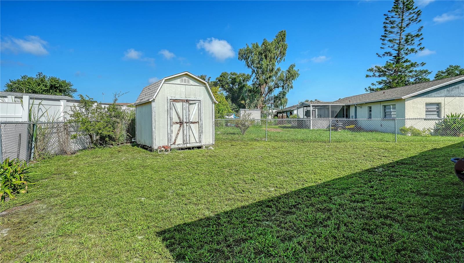 3307 NEWTOWN BLVD — photo 46