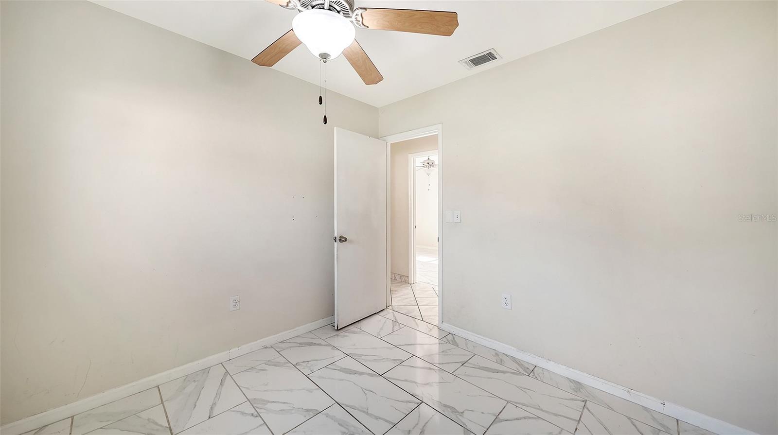 3307 NEWTOWN BLVD — photo 23