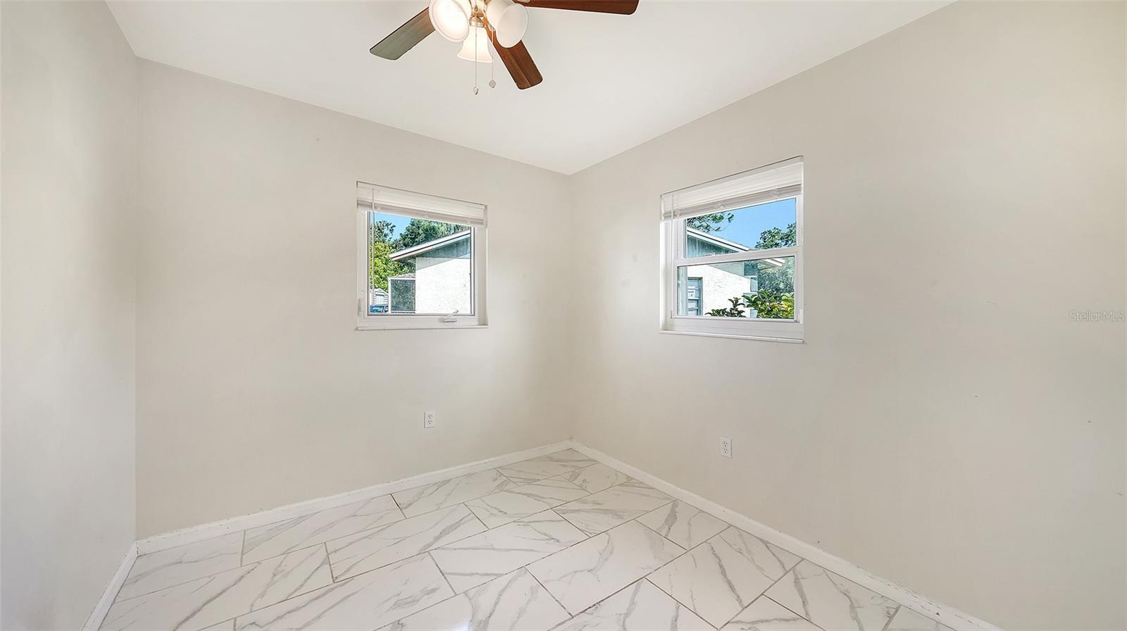 3307 NEWTOWN BLVD — photo 25