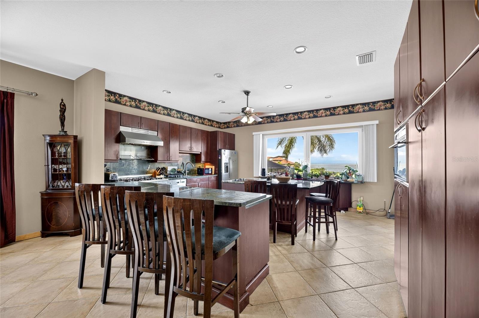 903 CAPRICCIO LN — photo 48