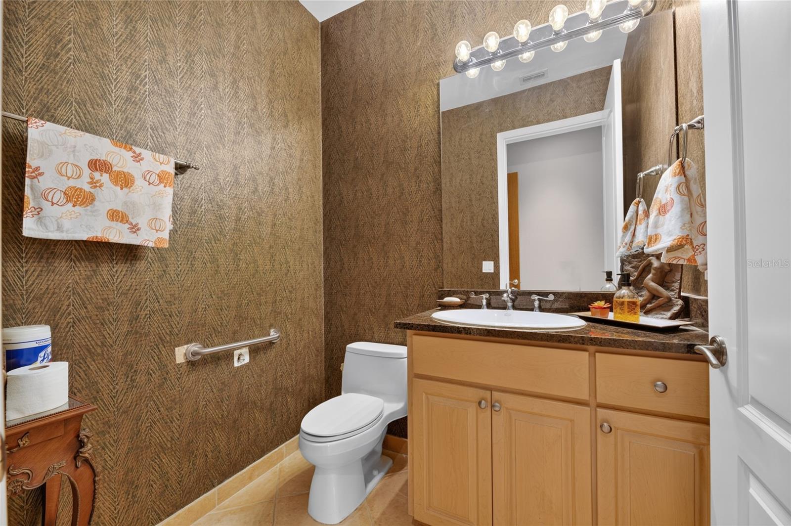 903 CAPRICCIO LN — photo 66