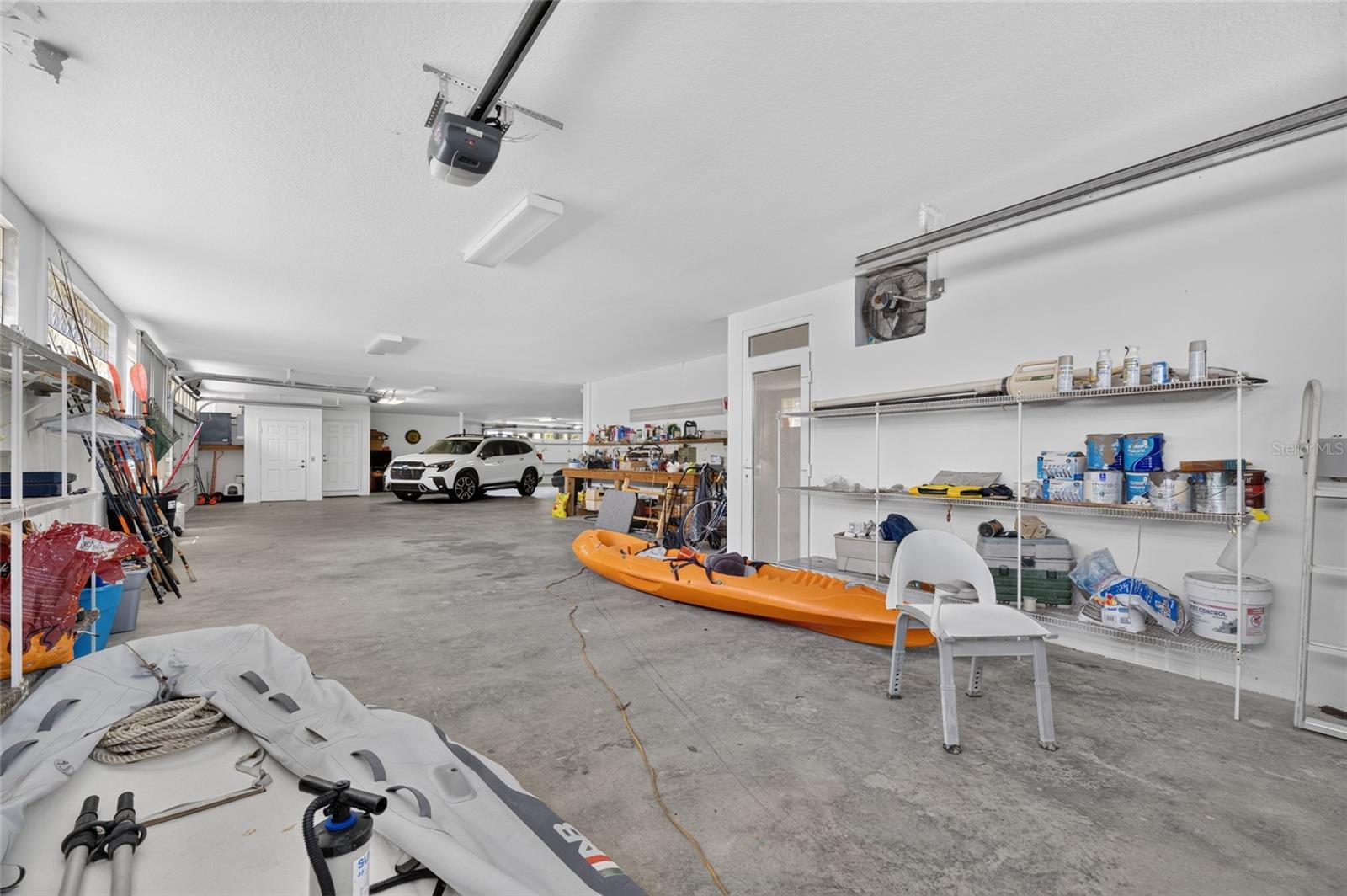 903 CAPRICCIO LN — photo 36