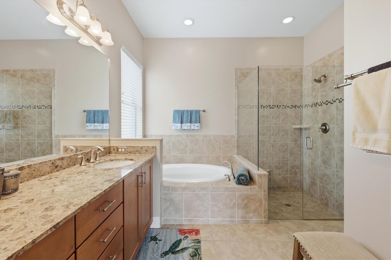 5029 LAKE OVERLOOK AVE — photo 22