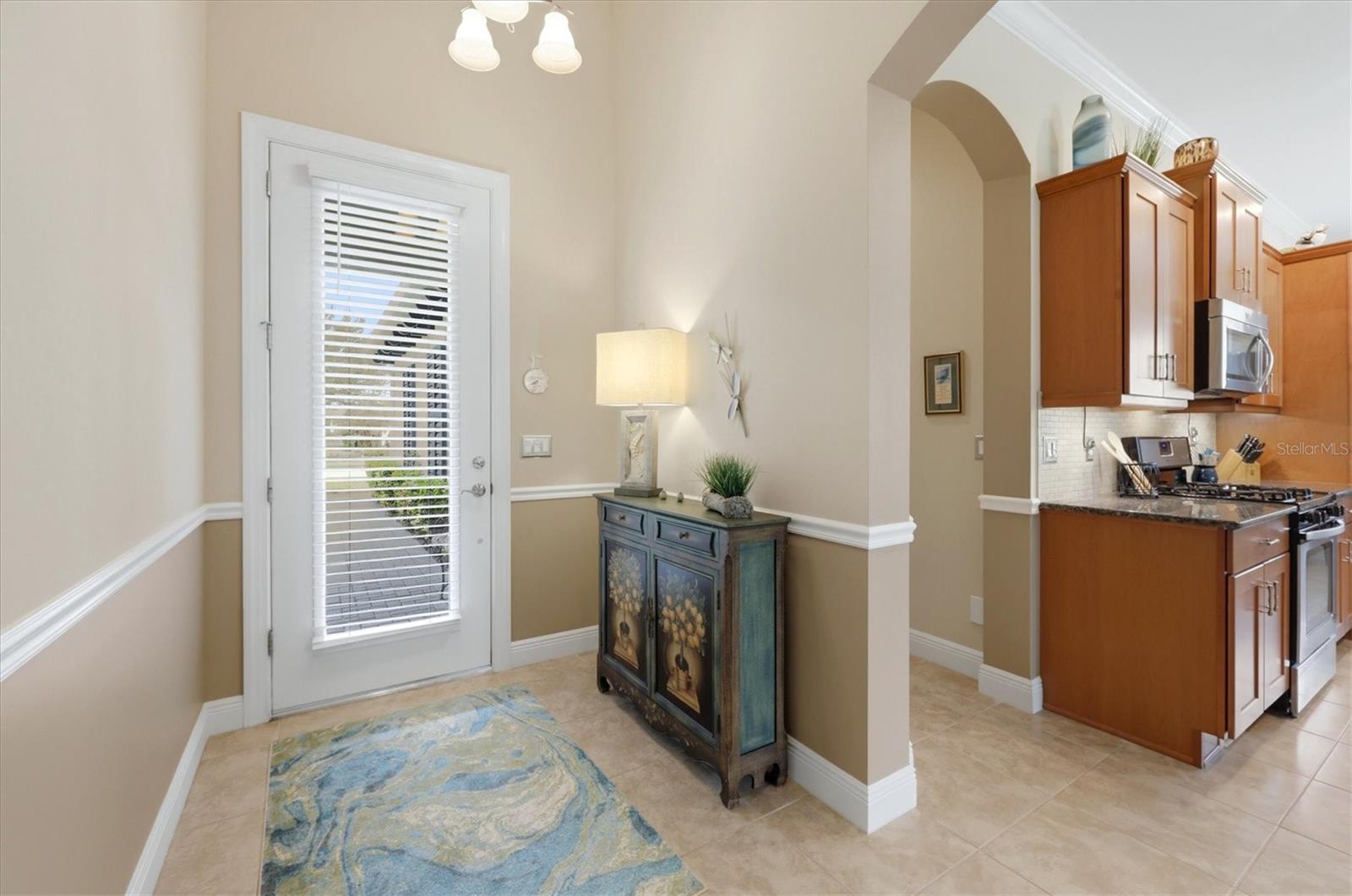 5029 LAKE OVERLOOK AVE — photo 9