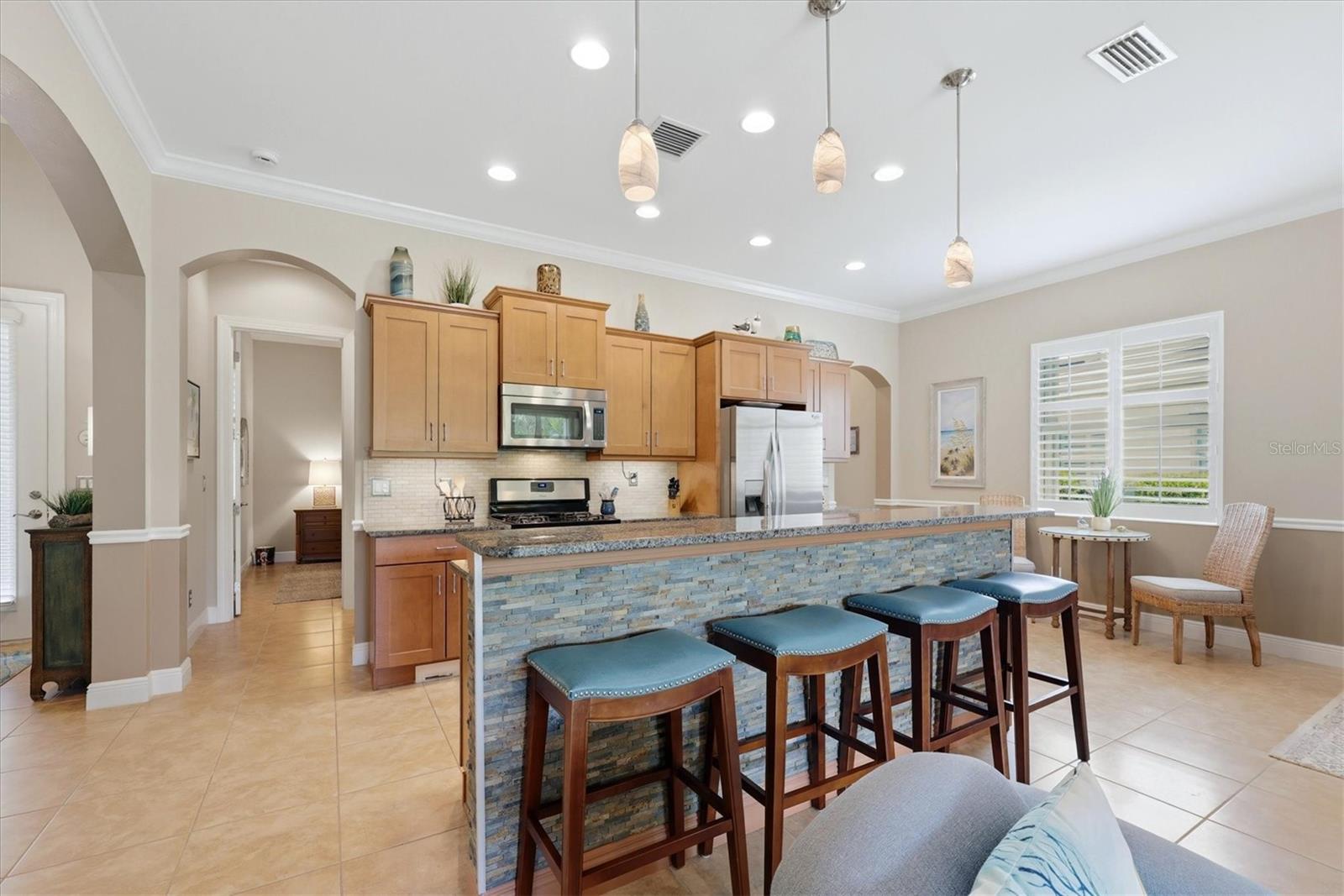 5029 LAKE OVERLOOK AVE — photo 17