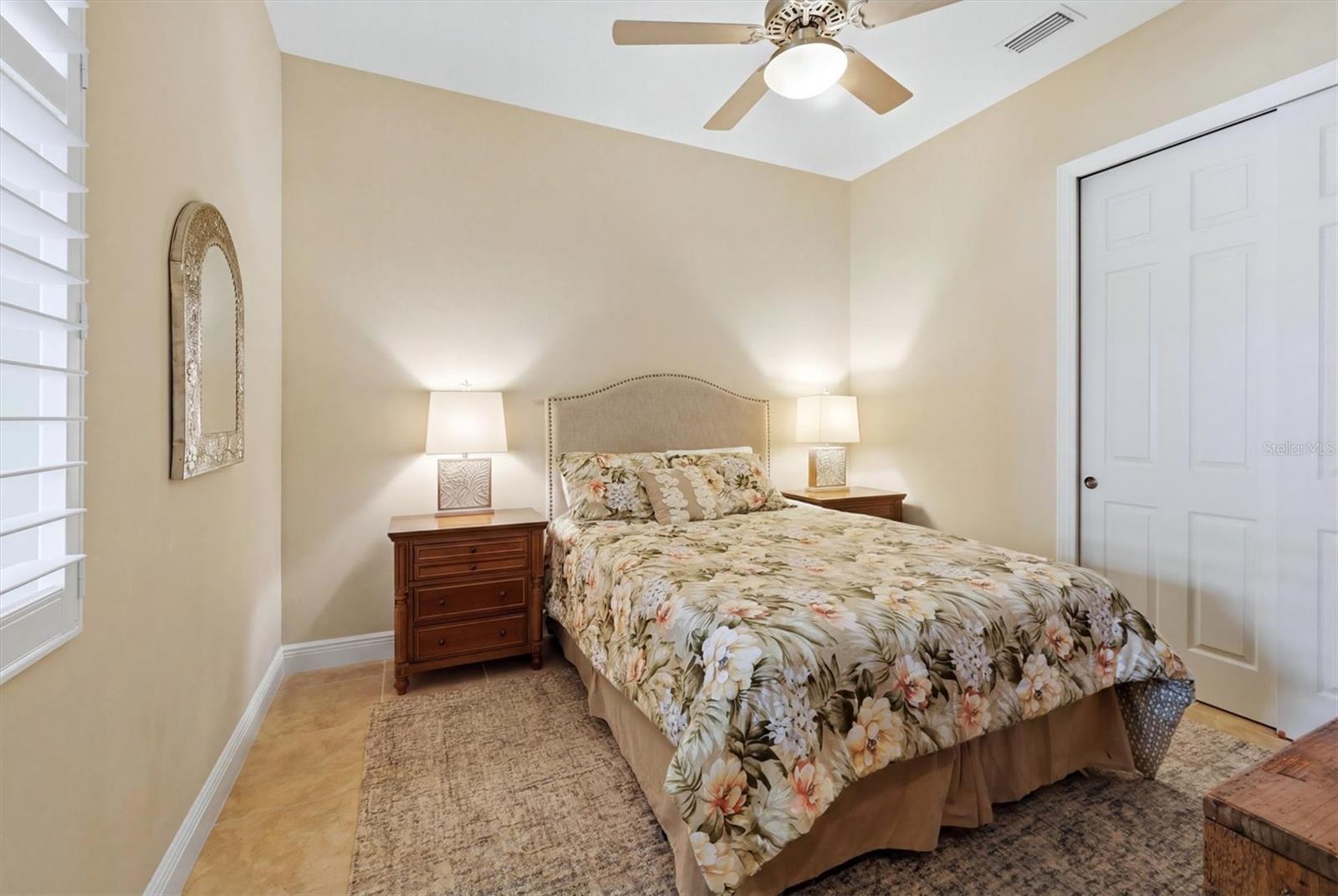 5029 LAKE OVERLOOK AVE — photo 24