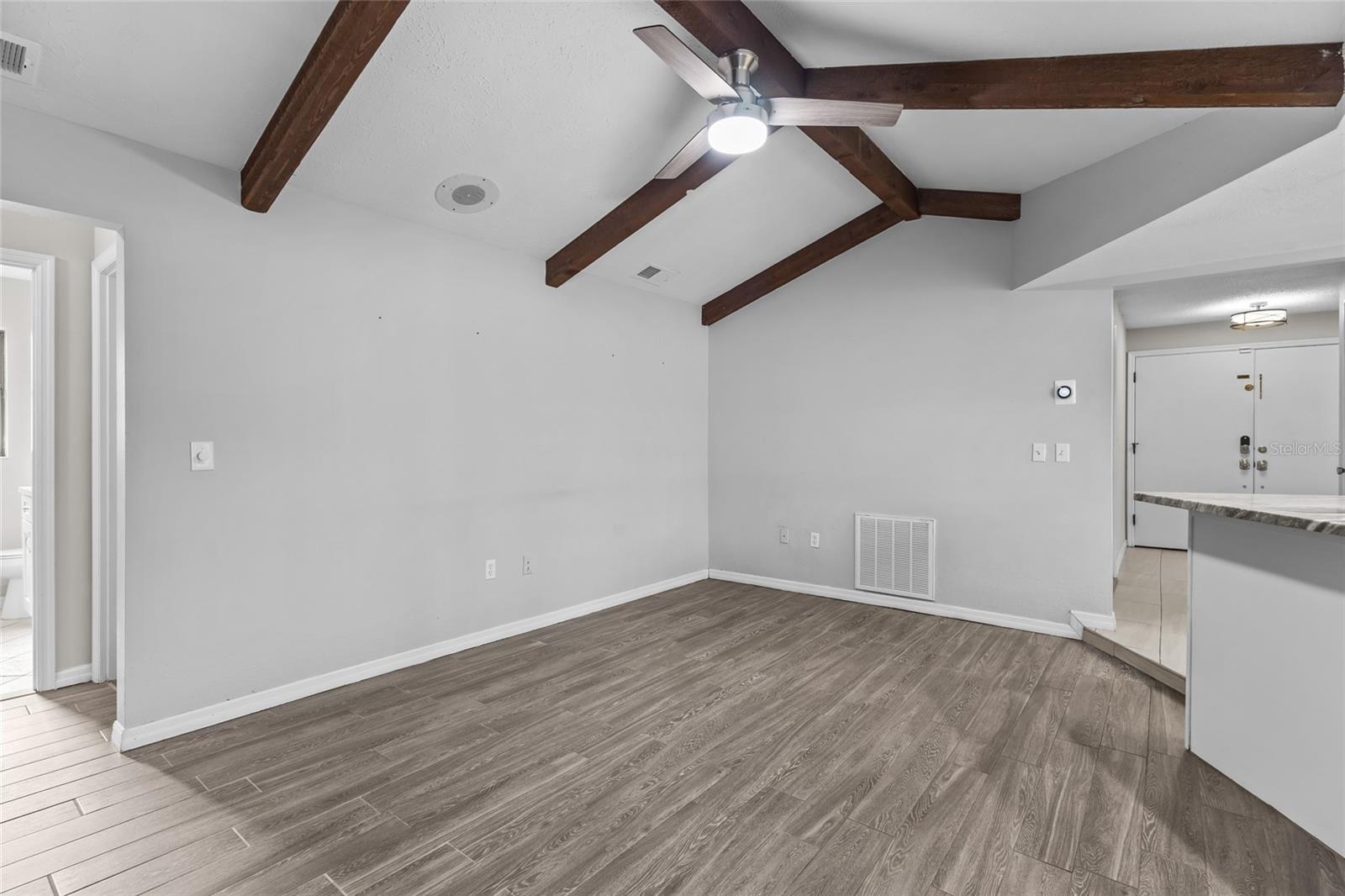 6535 JARVIS RD — photo 14