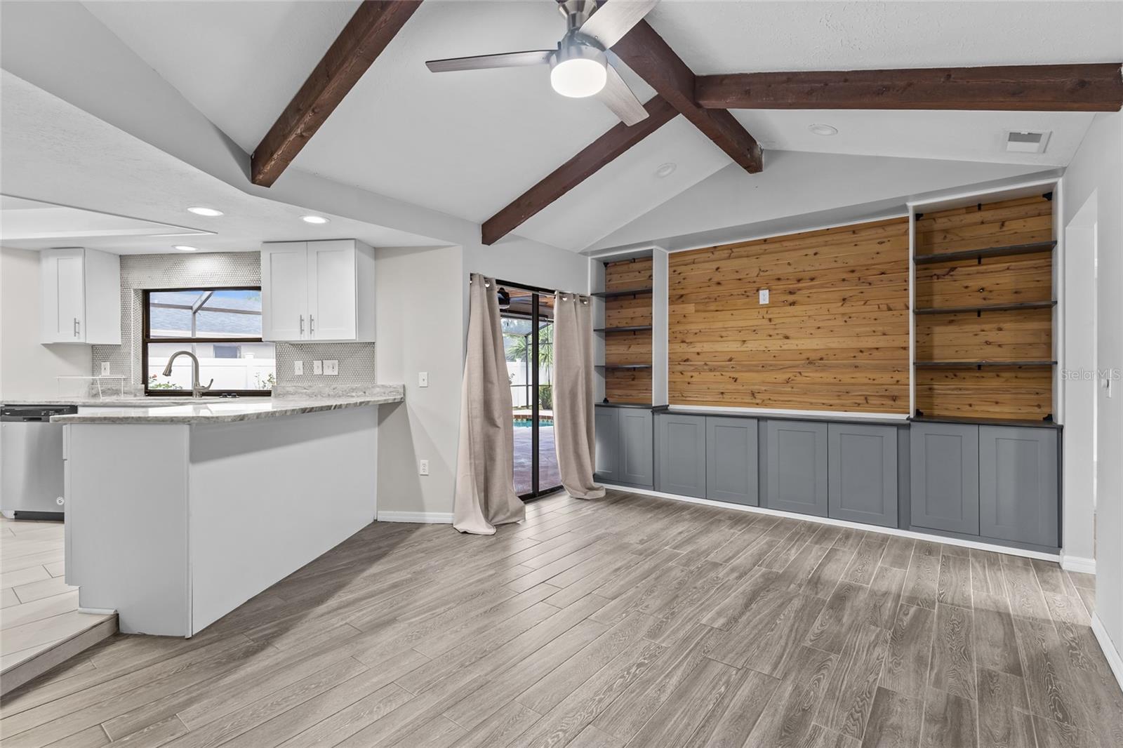 6535 JARVIS RD — photo 12