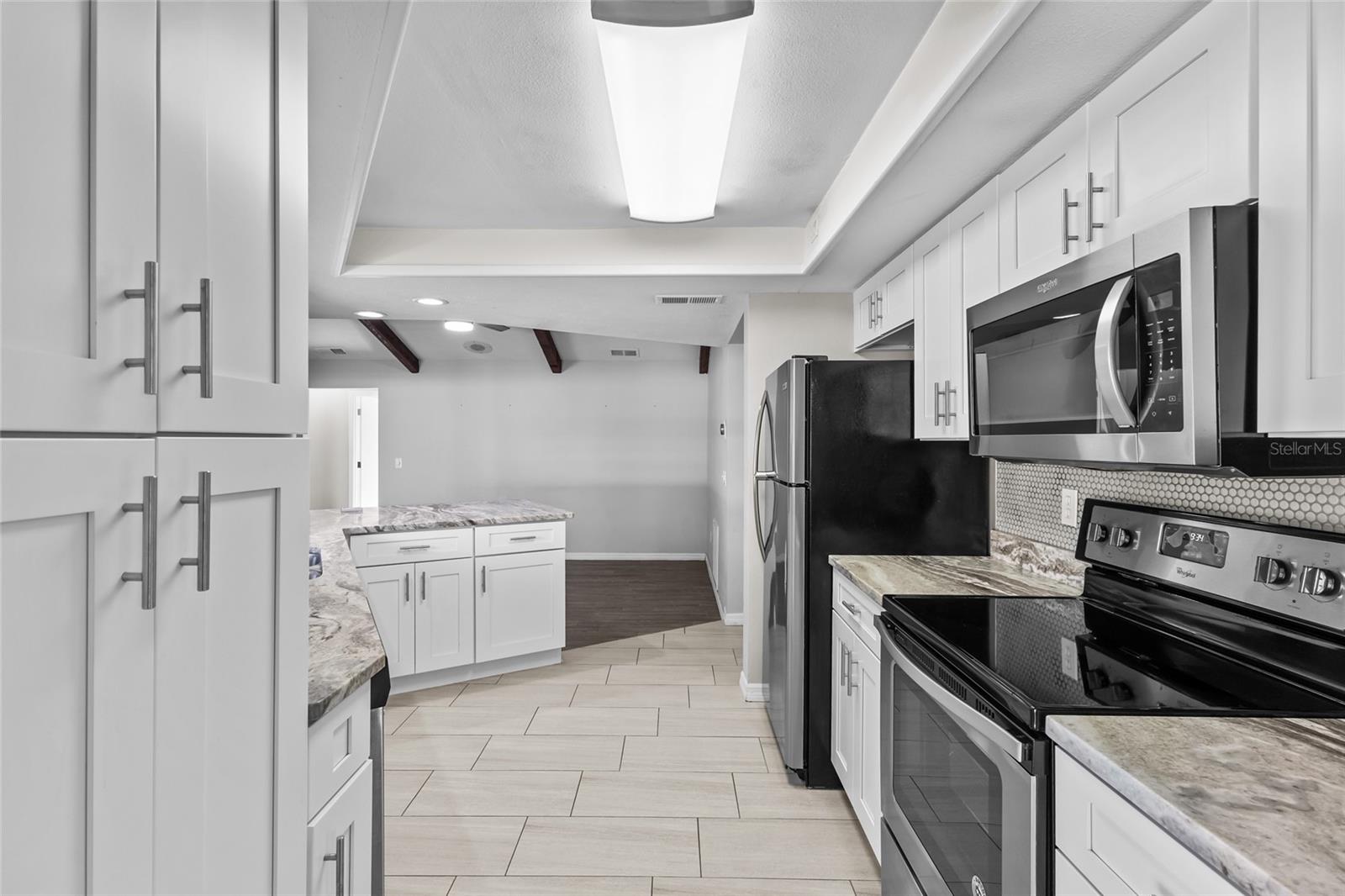 6535 JARVIS RD — photo 11