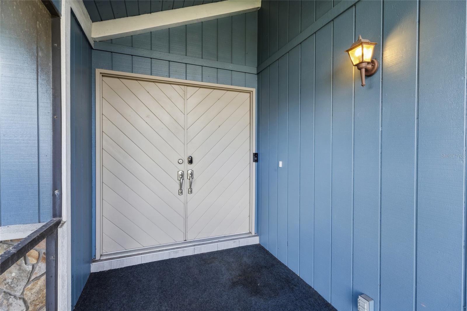 6535 JARVIS RD — photo 3