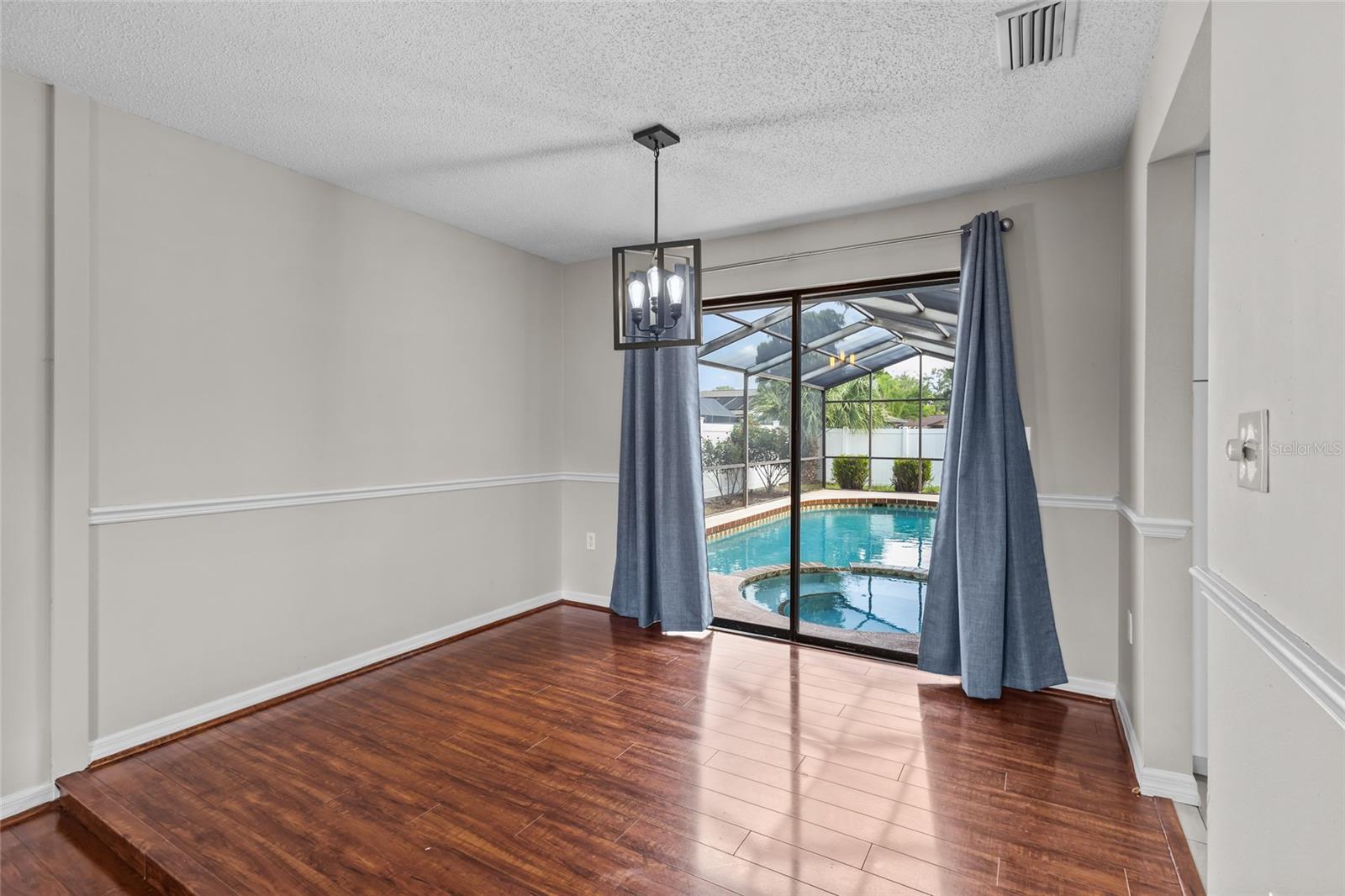 6535 JARVIS RD — photo 34