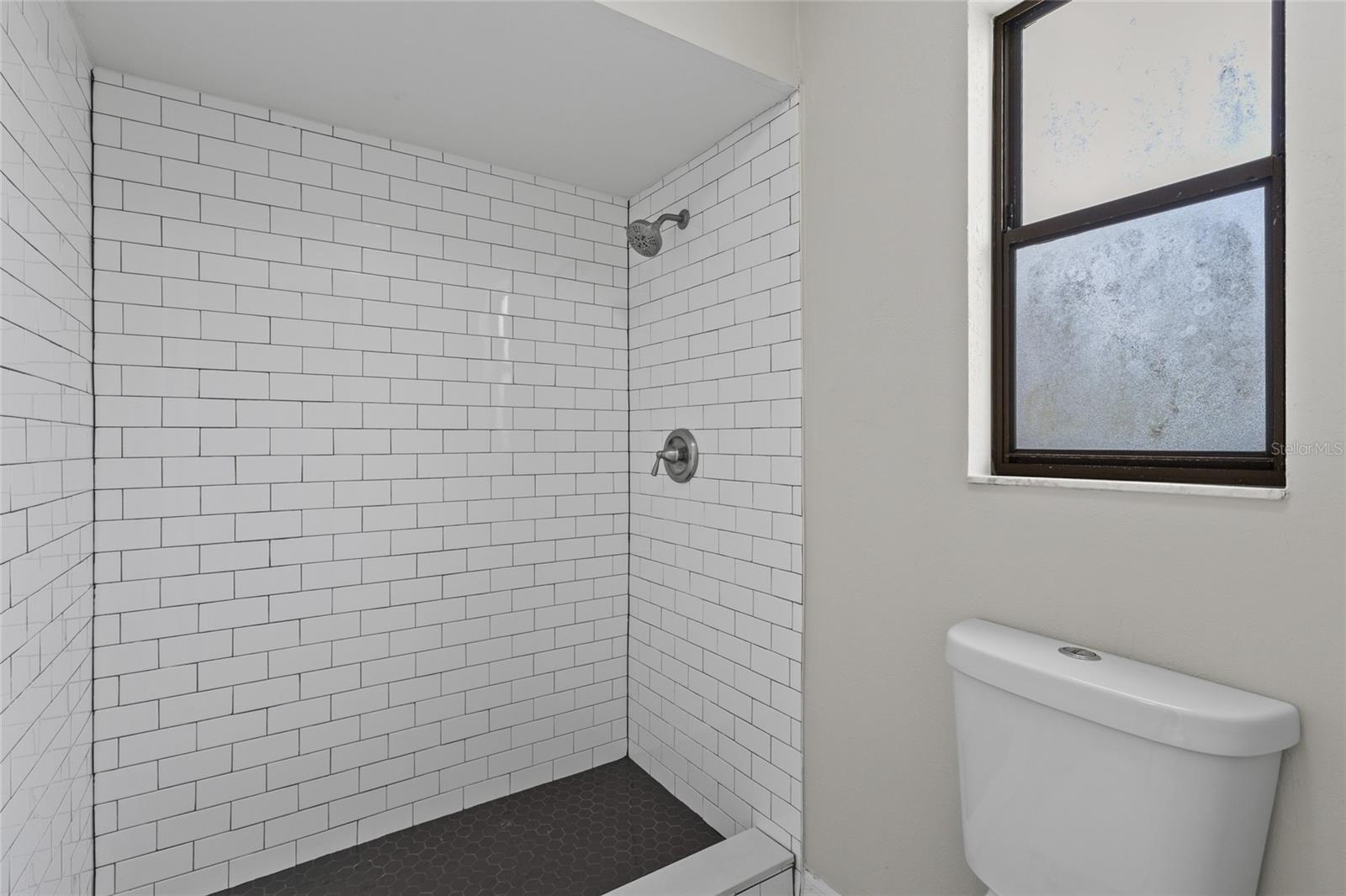 6535 JARVIS RD — photo 22