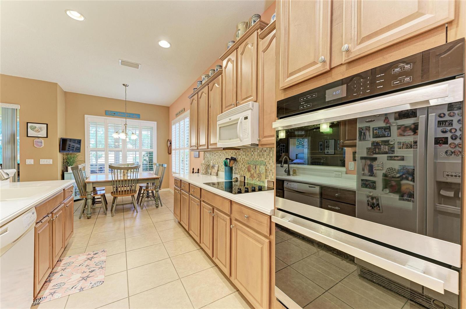 3728 SUMMERWIND CIR — photo 12