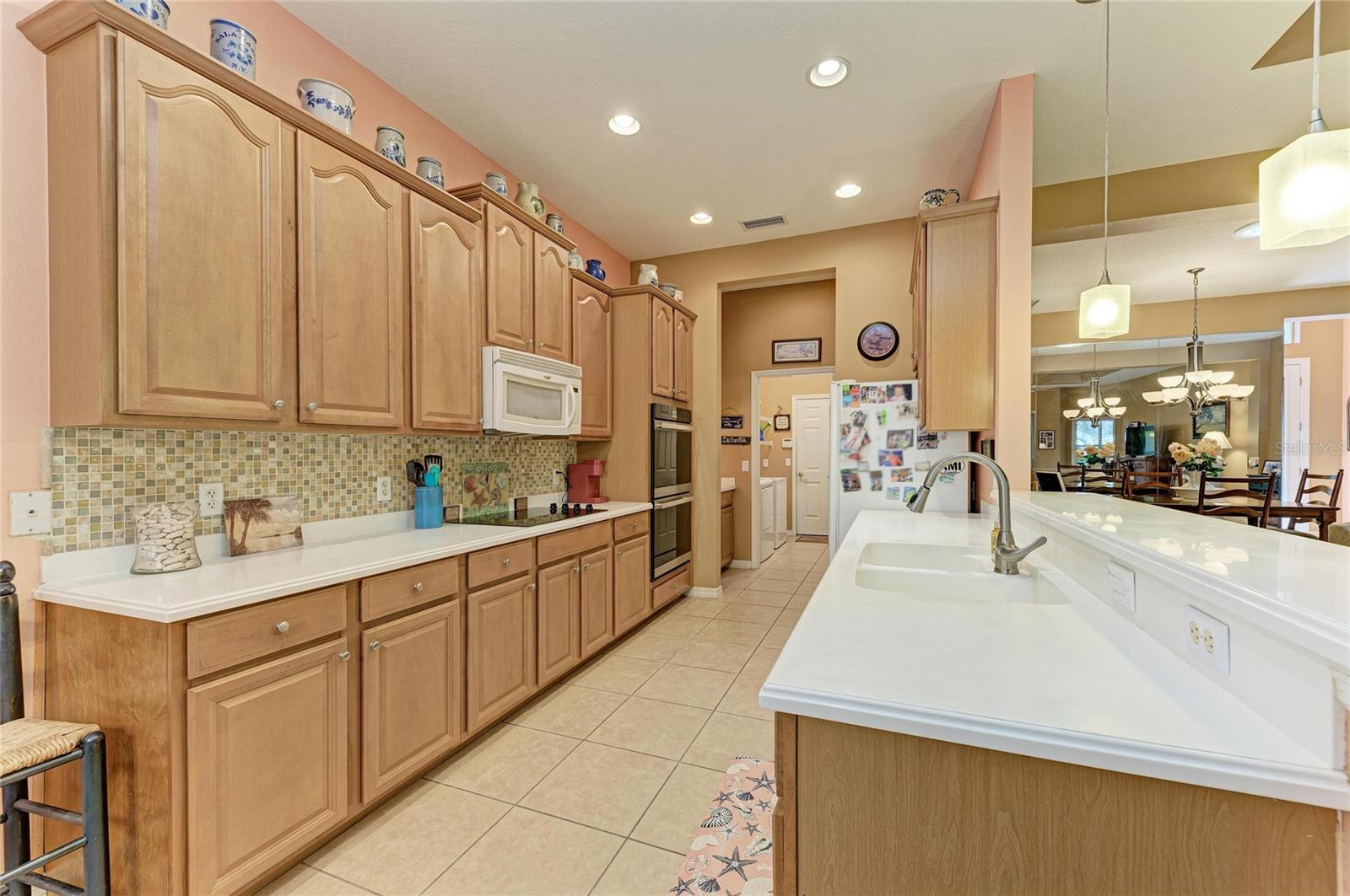 3728 SUMMERWIND CIR — photo 11