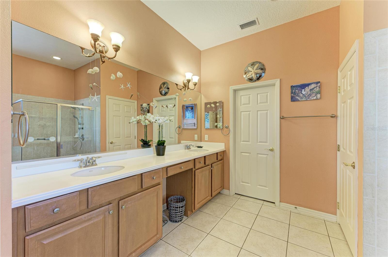 3728 SUMMERWIND CIR — photo 22