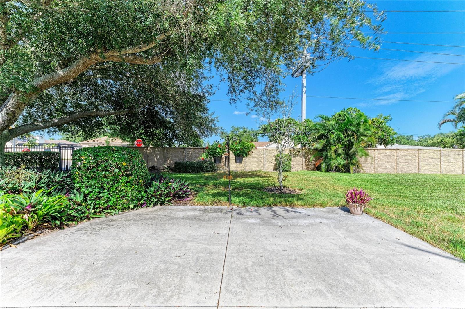 3728 SUMMERWIND CIR — photo 42