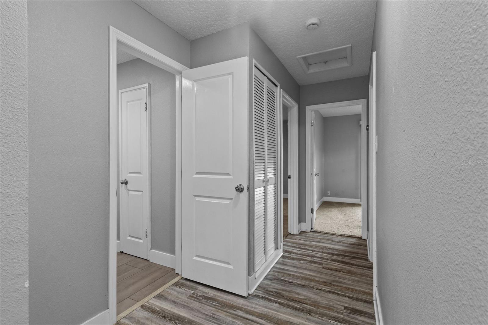 4402 W TRILBY AVE — photo 13