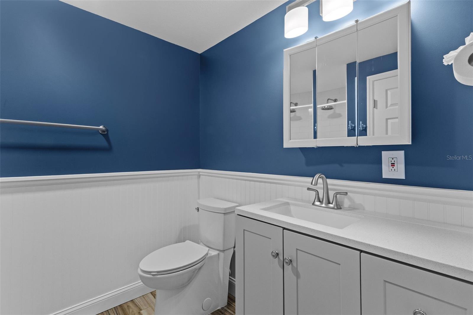 4402 W TRILBY AVE — photo 8