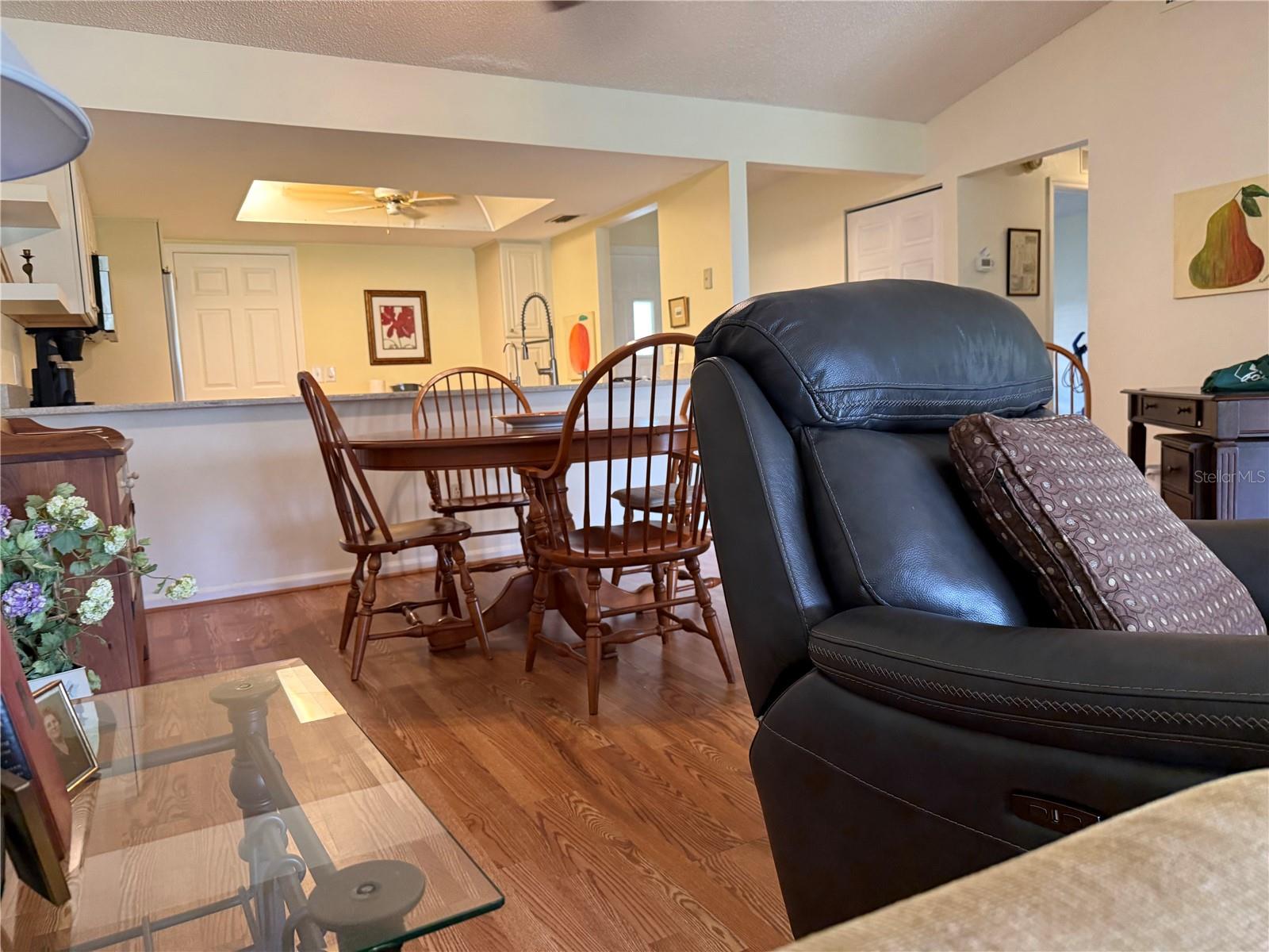 18427 AINTREE CT — photo 6