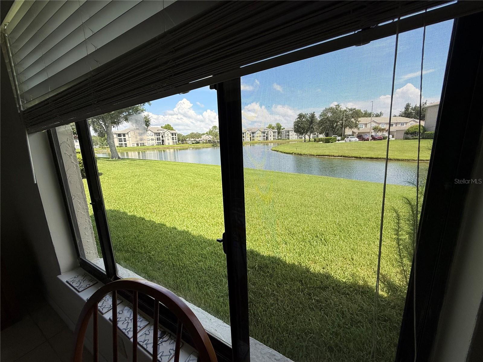 18427 AINTREE CT — photo 18