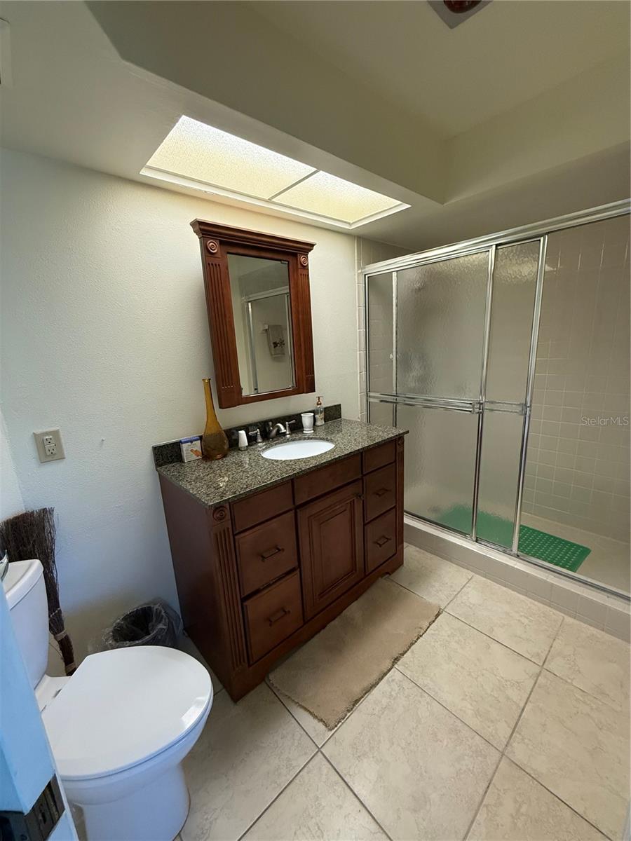 18427 AINTREE CT — photo 14