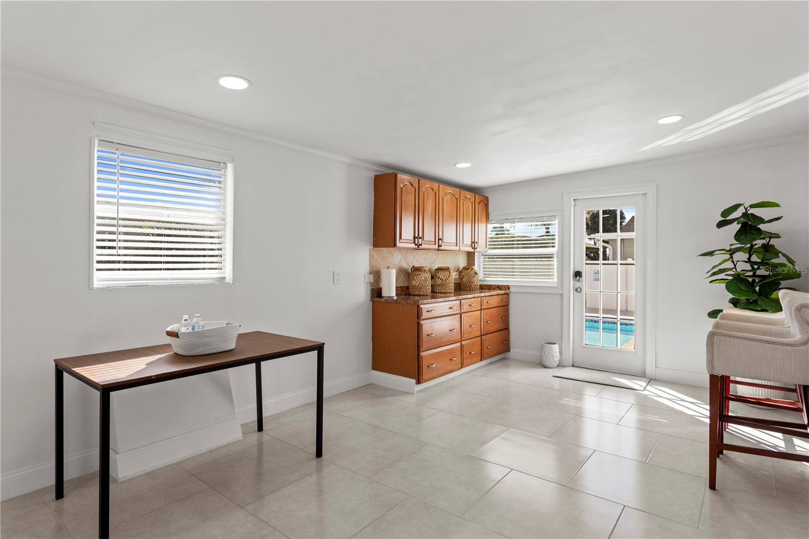 8702 ELMWOOD LN — photo 41