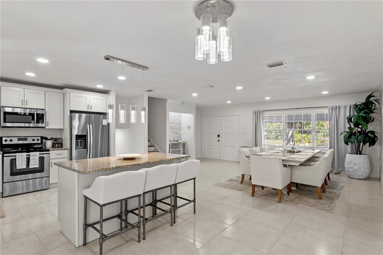 8702 ELMWOOD LN — photo 17