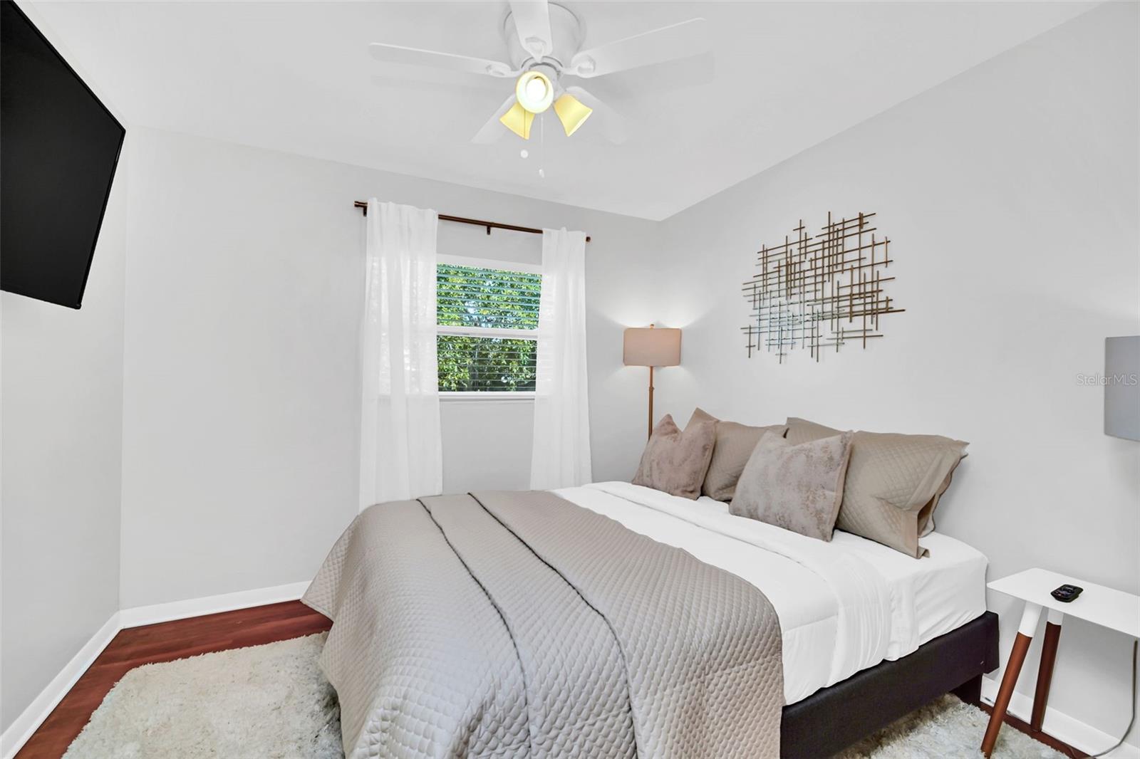 8702 ELMWOOD LN — photo 29