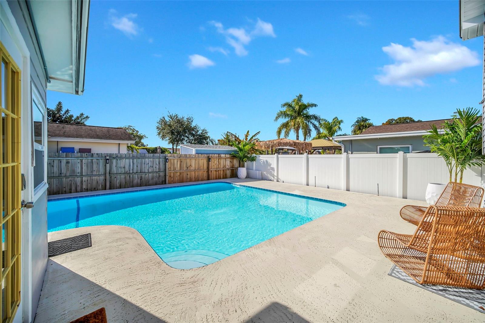 8702 ELMWOOD LN — photo 48