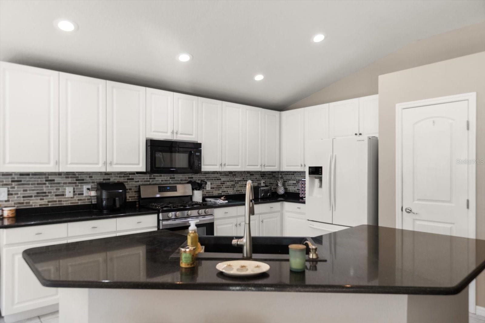 4422 HAVELOCKE DR — photo 10