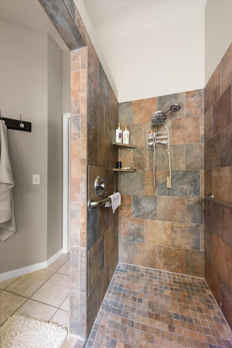 4422 HAVELOCKE DR — photo 19