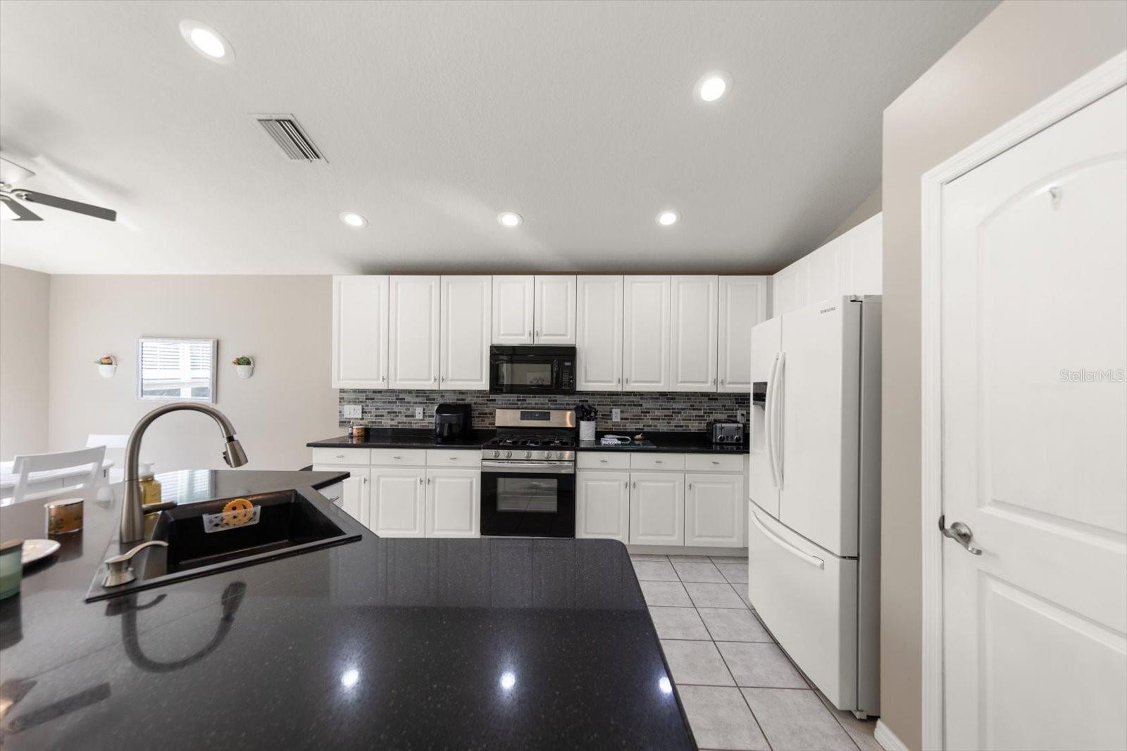 4422 HAVELOCKE DR — photo 13