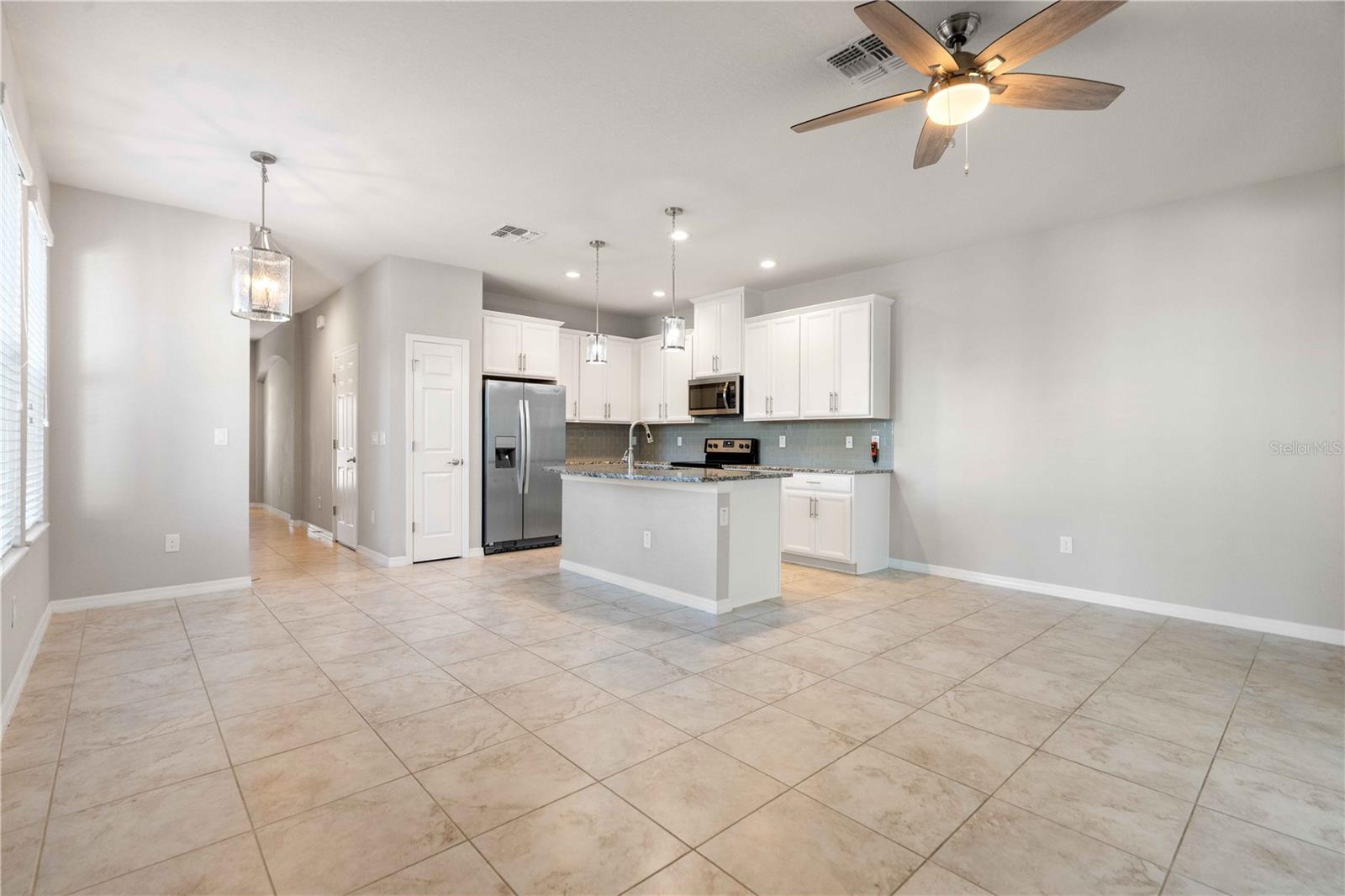 1100 CORAL LN — photo 6