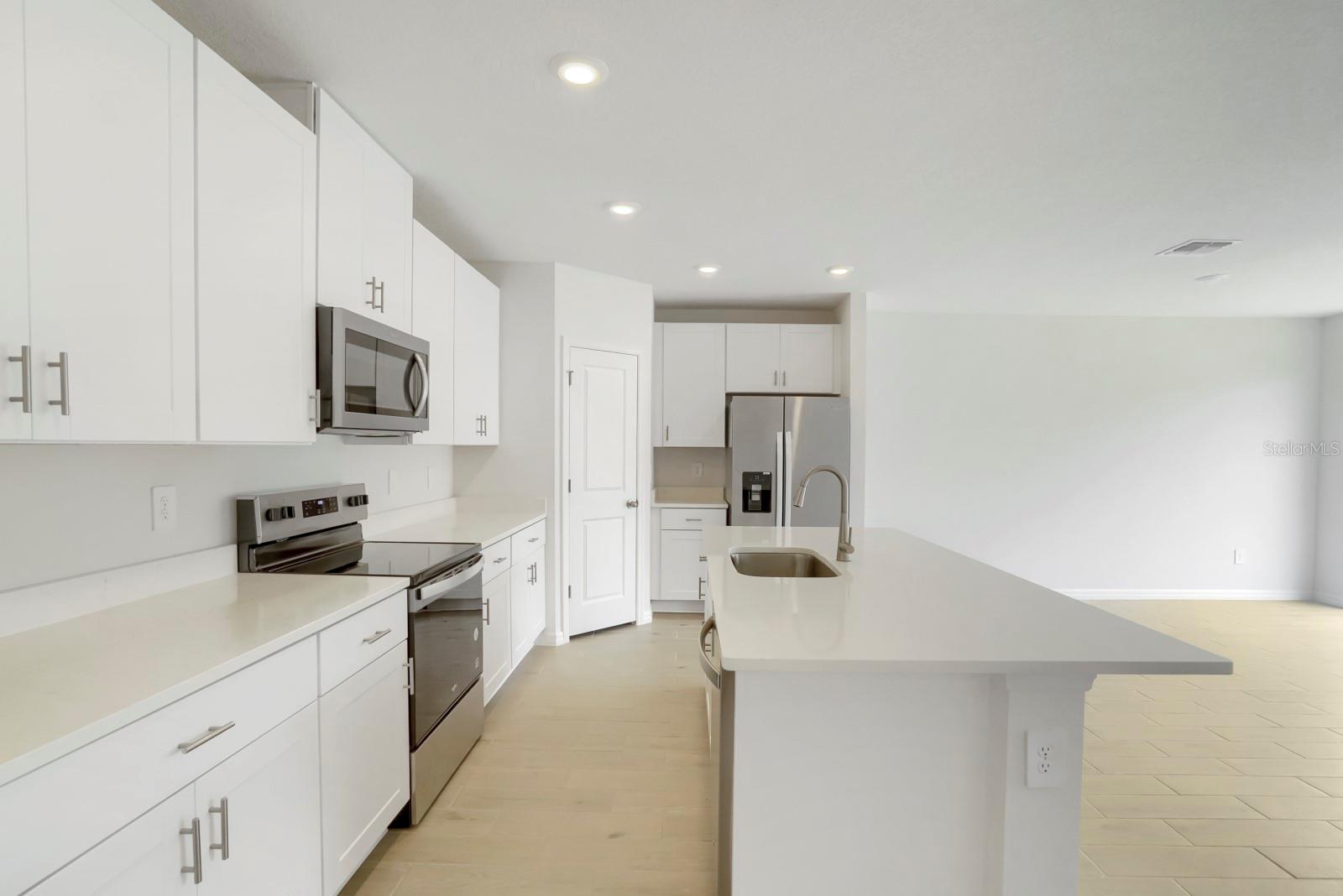 7625 SATTERFIELD TER — photo 17