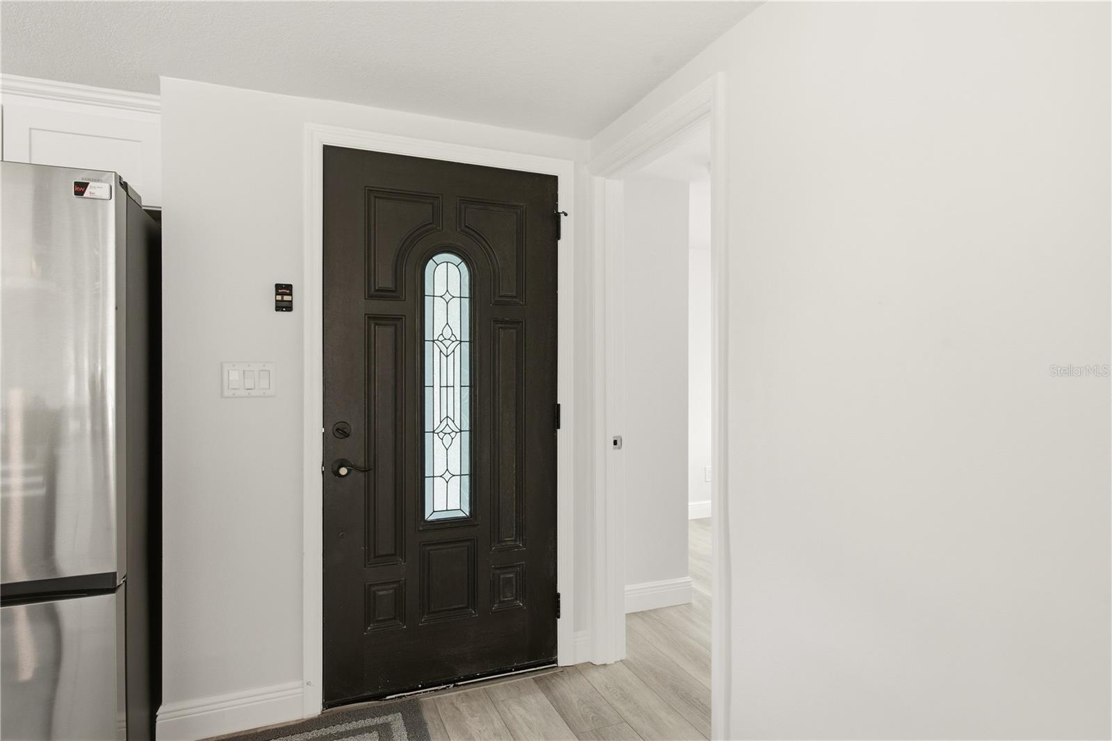 4930 POMPANO DR — photo 3