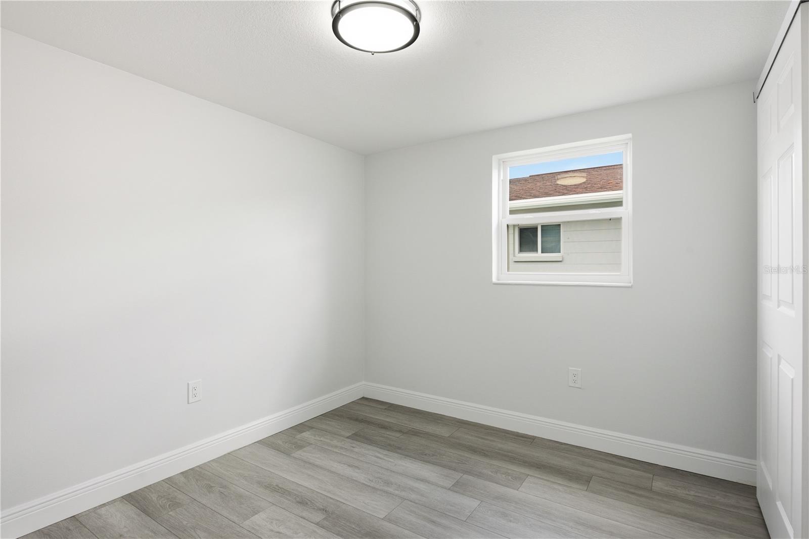 4930 POMPANO DR — photo 24