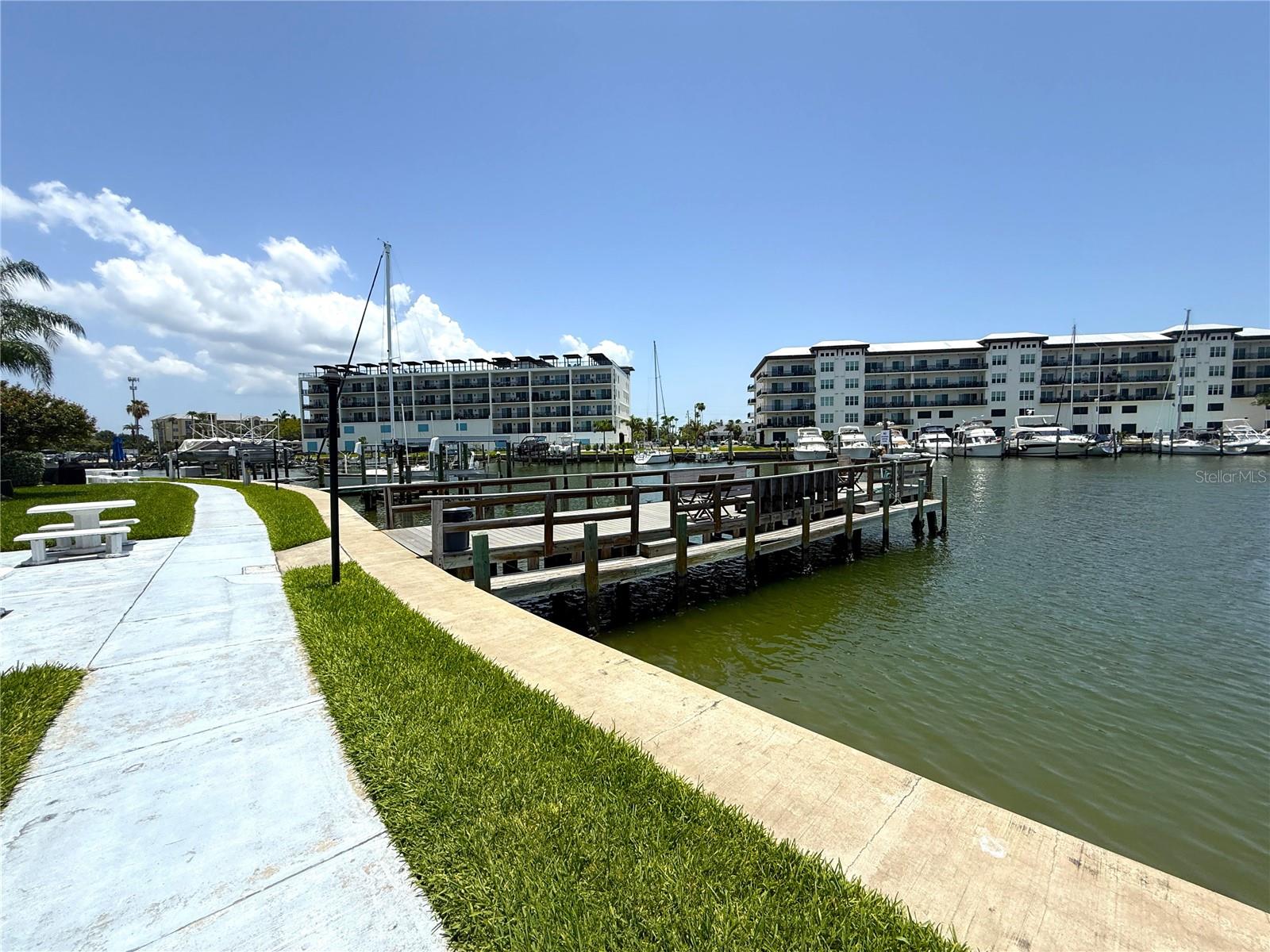 201 MEDALLION BLVD #D — photo 20