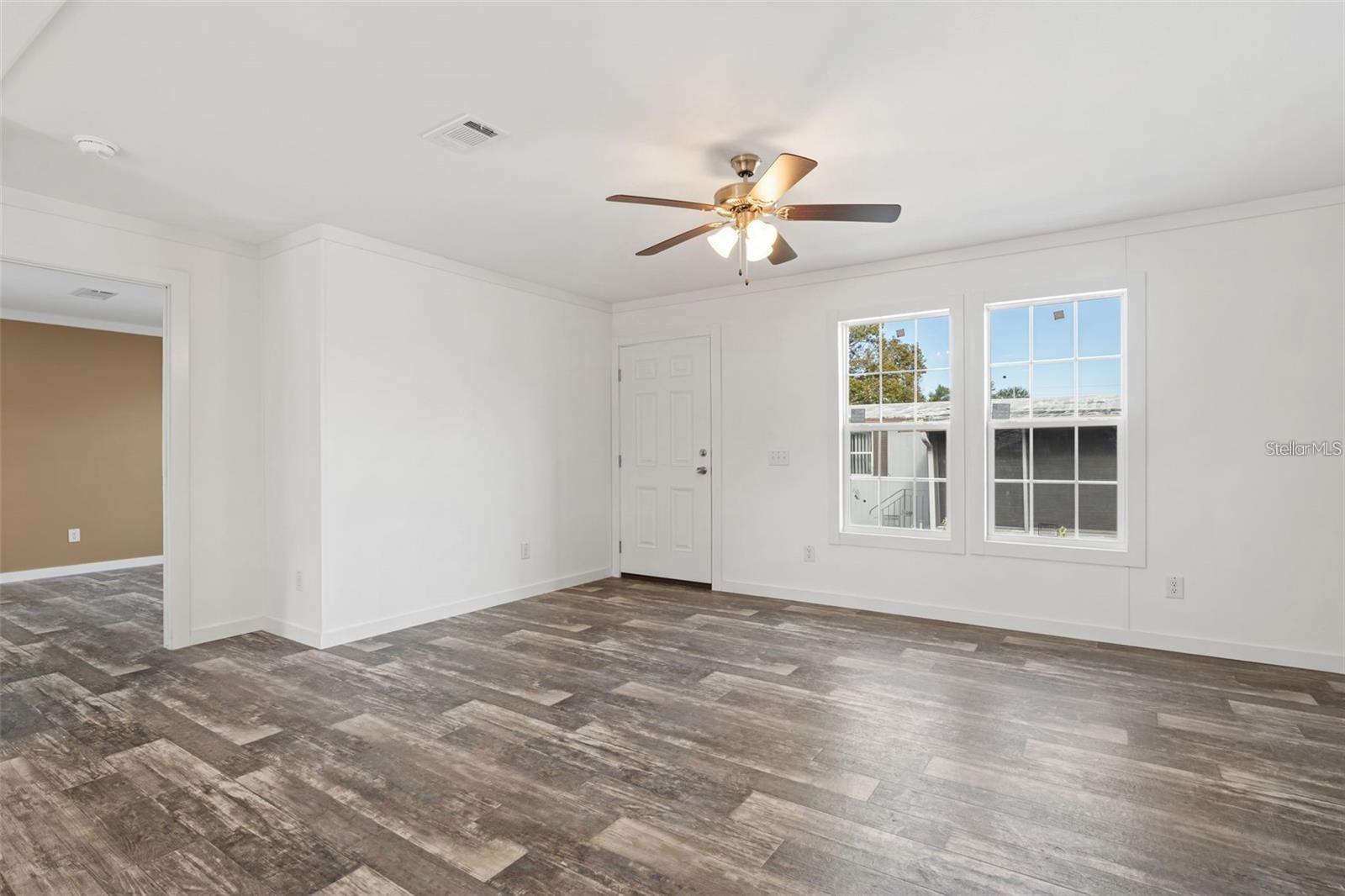 5234 YELLOW PINE ST N — photo 5