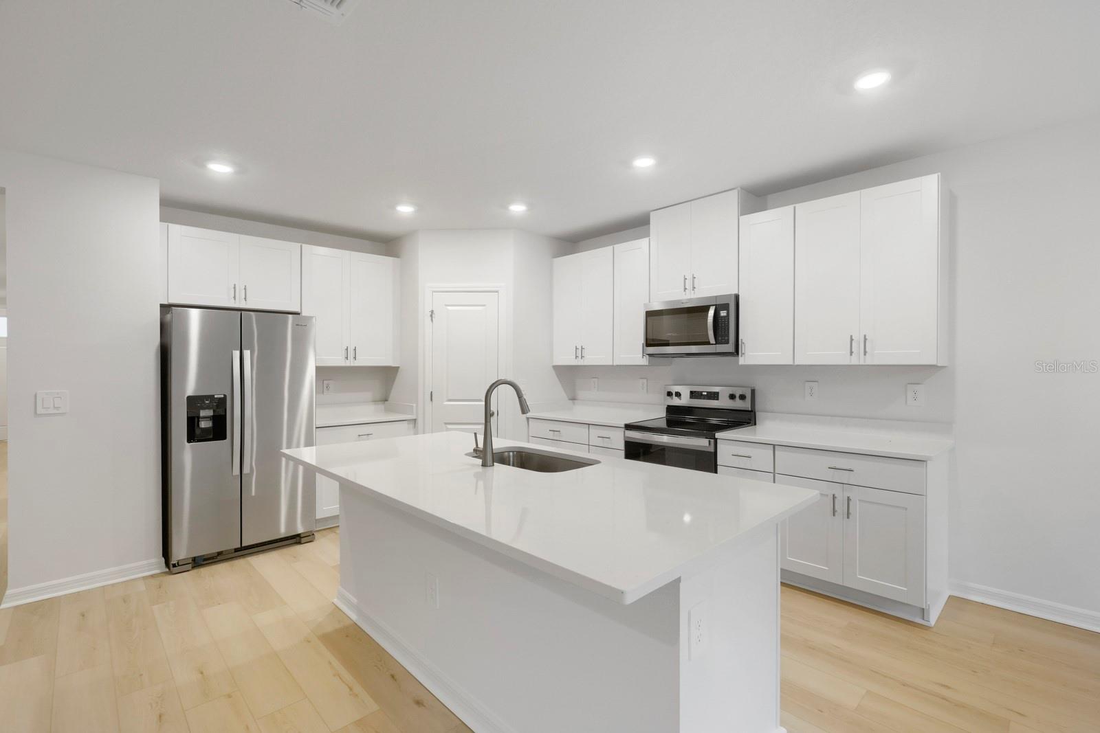 7637 SATTERFIELD TER — photo 11
