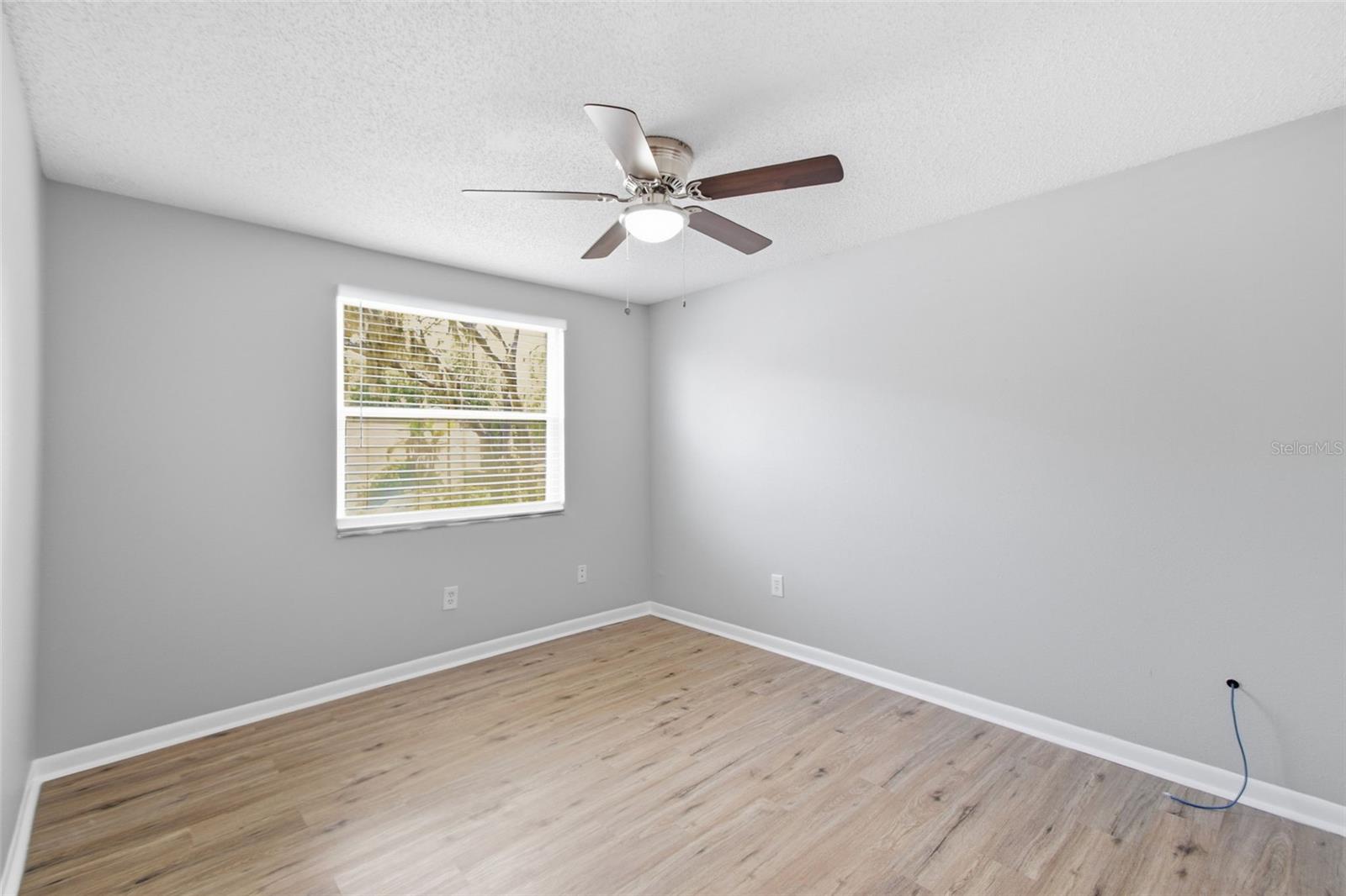 1200 LAKE VALRICO LN — photo 36