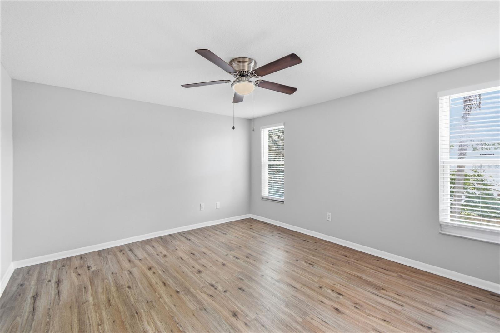 1200 LAKE VALRICO LN — photo 40