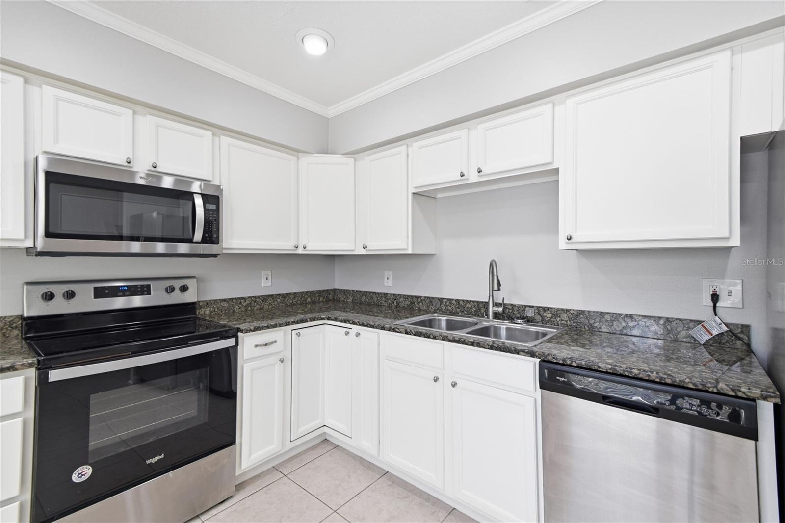 1200 LAKE VALRICO LN — photo 22